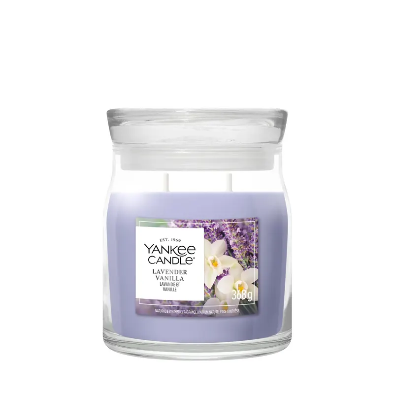 Lavender Vanilla MEDIUM YANKEE CANDLE | Pinalli