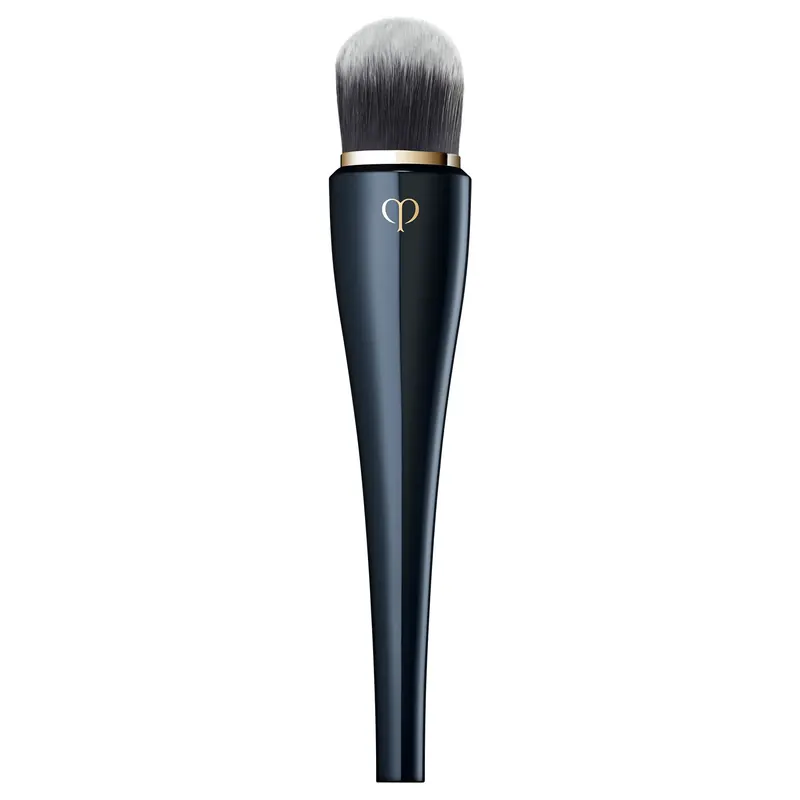 Light Coverage Foundation Brush CLÉ DE PEAU BEAUTÉ | Pinalli