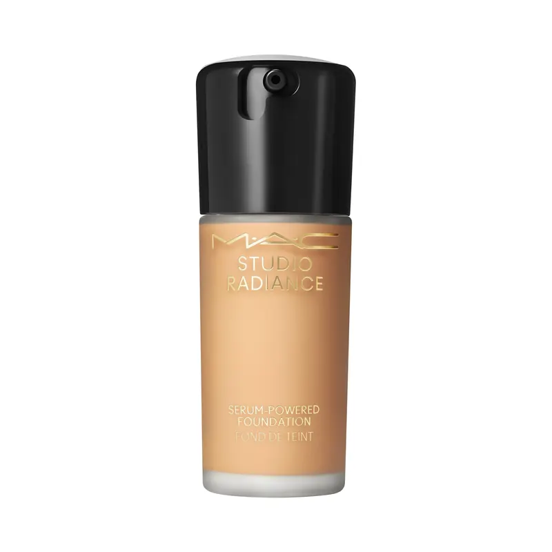 Studio Radiance Serum-Powered Foundation NC40 MAC | Pinalli