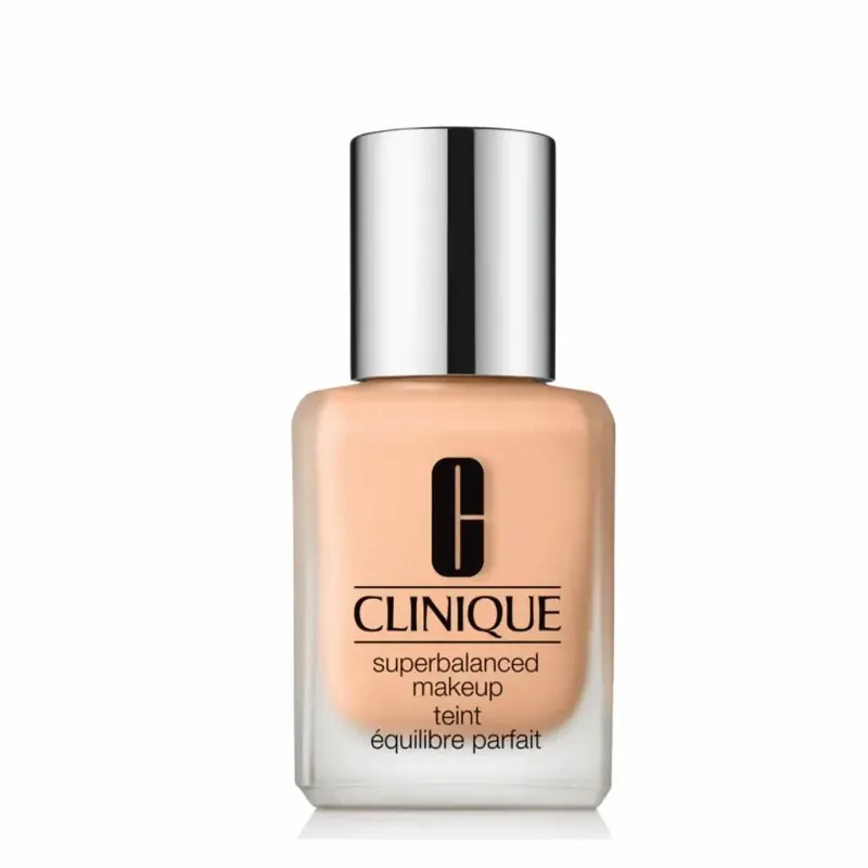 Superbalanced Makeup CN 13.5 Petal CLINIQUE | Pinalli