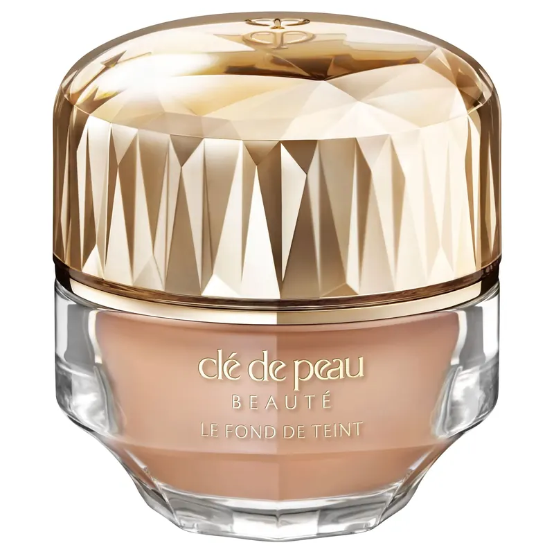 The Foundation B40 CLÉ DE PEAU BEAUTÉ | Pinalli